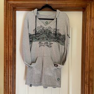 Double D Ranchwear Mountains are Calling hoodie XXL